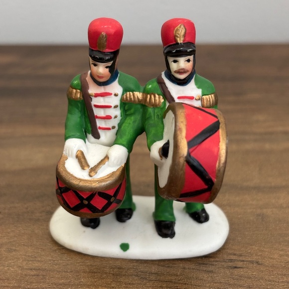 DEPARTMENT 56 VILLAGE MARCHING BAND 2 Set Snow Village No. 54127 Owell Christmas - Picture 8 of 9